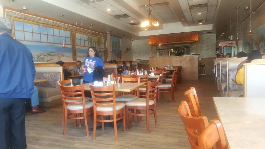 Romas Village Bar & Grill | restaurant | 9247 S Commercial Ave, Chicago, IL 60617, USA | 7733596444 OR +1 773-359-6444