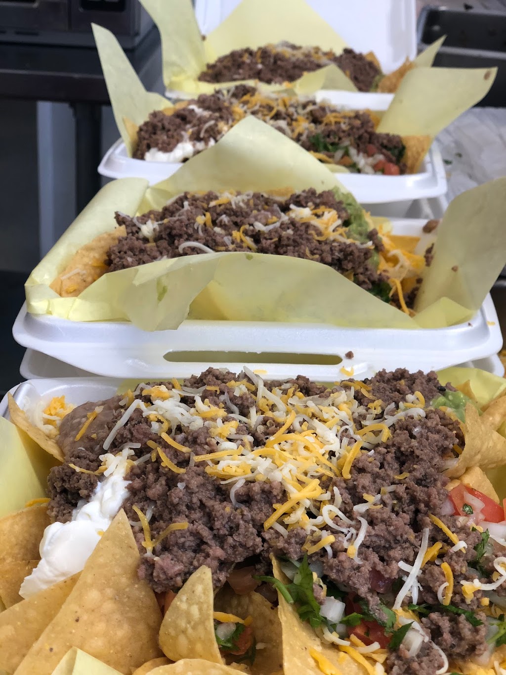 Julians Taco Shop | restaurant | 619 Main St, Cañon City, CO 81212, USA | 7192754811 OR +1 719-275-4811