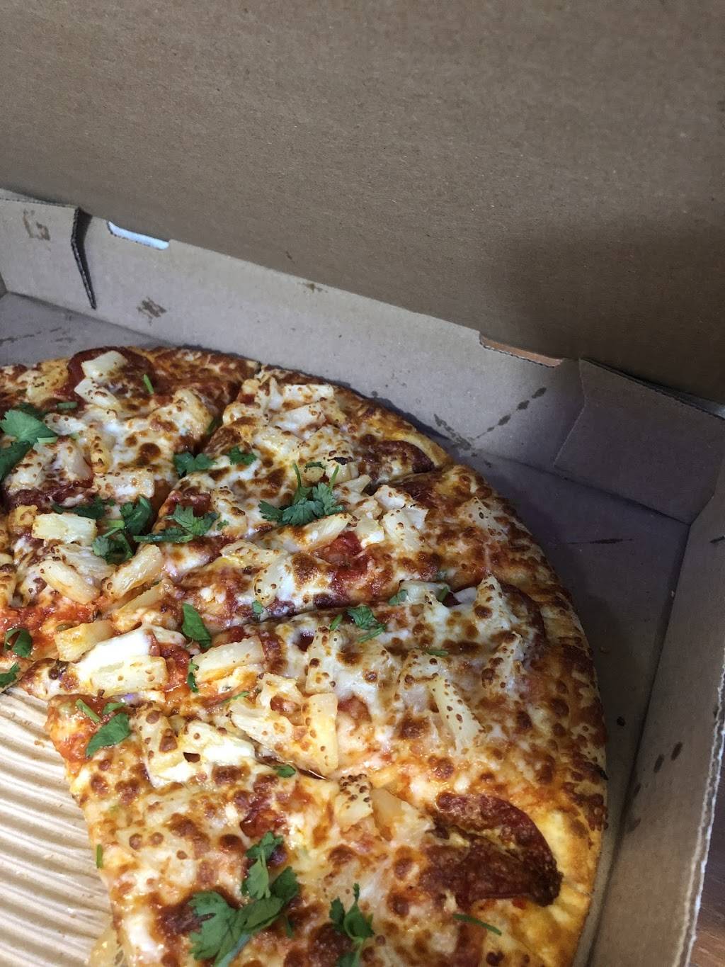 city hot pizza | restaurant | 225 Castle Oaks Crossing, Brampton, ON L6P 3X3, Canada | 9059134000 OR +1 905-913-4000