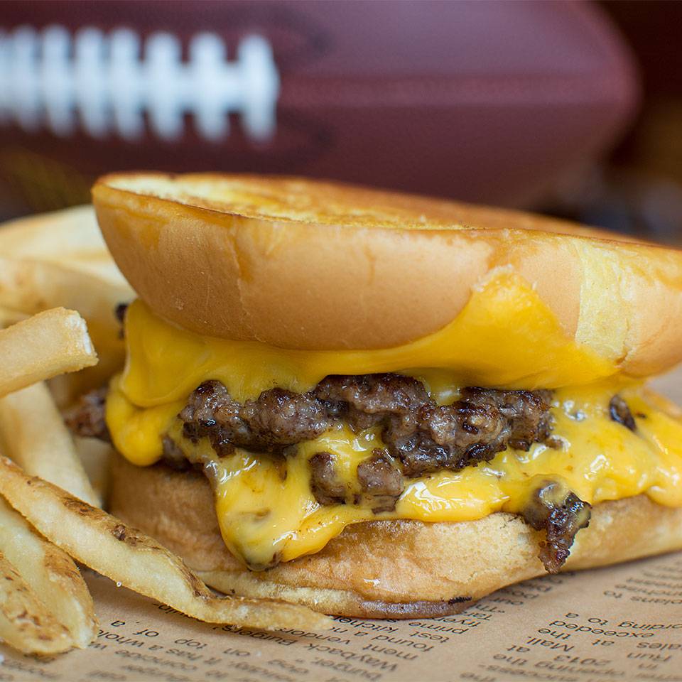 Wayback Burgers | restaurant | 8704 Cypress Waters Blvd Unit 120, Irving, TX 75063, USA | 2144960074 OR +1 214-496-0074