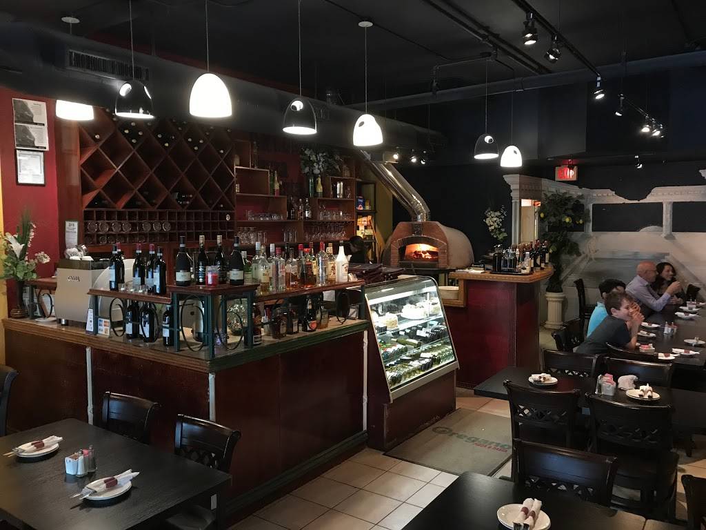 Oregano Pizza & Pasta | restaurant | 10909 Yonge St, Richmond Hill, ON L4C 3E3, Canada | 9058848600 OR +1 905-884-8600