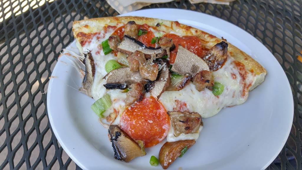 Pizza California | restaurant | 1708 Oakland Rd, San Jose, CA 95131, USA | 4085737373 OR +1 408-573-7373