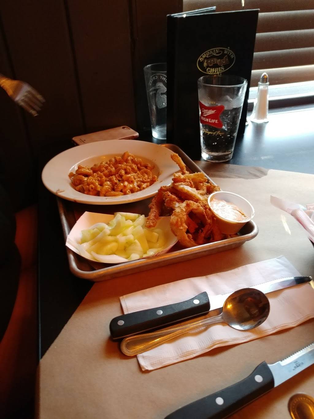 Smokin With Chris | restaurant | 59 W Center St, Southington, CT 06489, USA | 8606209133 OR +1 860-620-9133