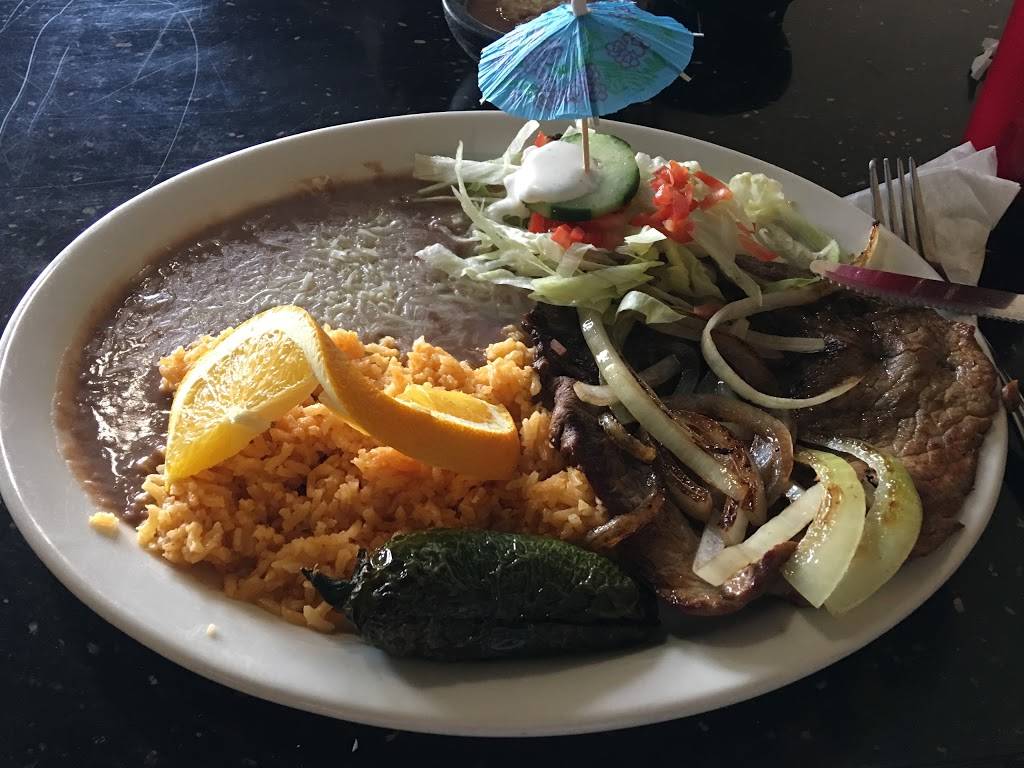 El Picosito | restaurant | 479 5th St, Gustine, CA 95322, USA | 2092262353 OR +1 209-226-2353