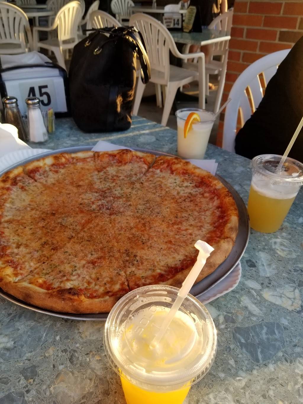 La Casa Cafe | restaurant | 445 Waterside Rd, Northport, NY 11768, USA | 6317577720 OR +1 631-757-7720