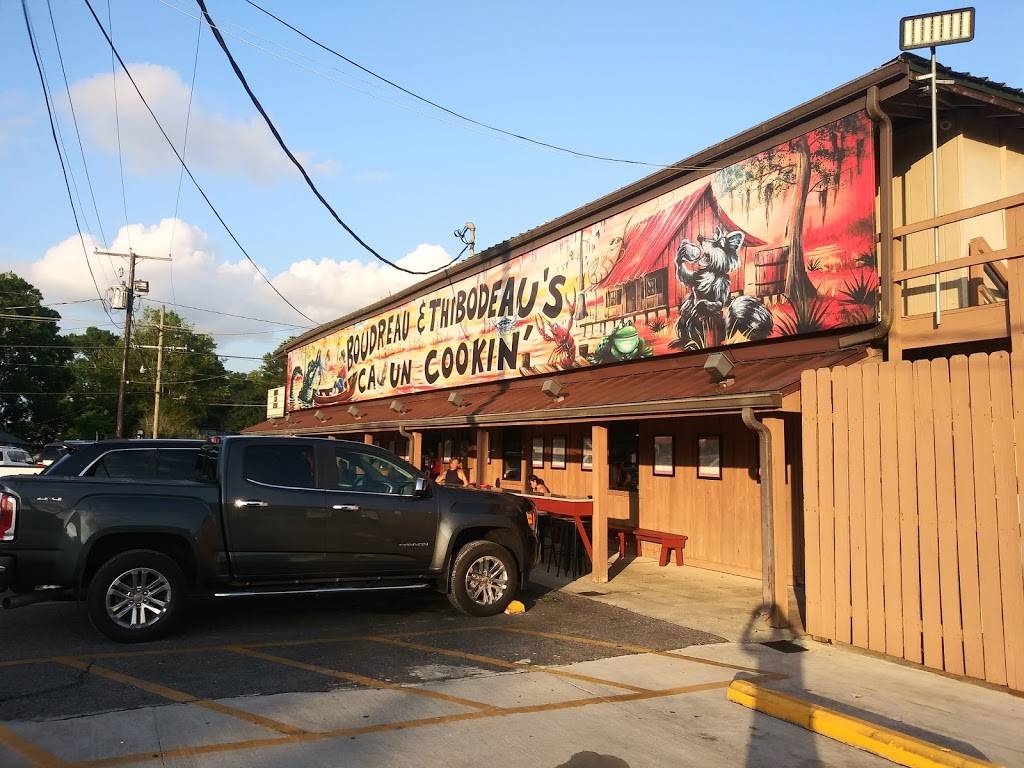 Boudreau & Thibodeaus Cajun Cookin | restaurant | 5602 W Main St, Houma, LA 70360, USA | 9858724711 OR +1 985-872-4711
