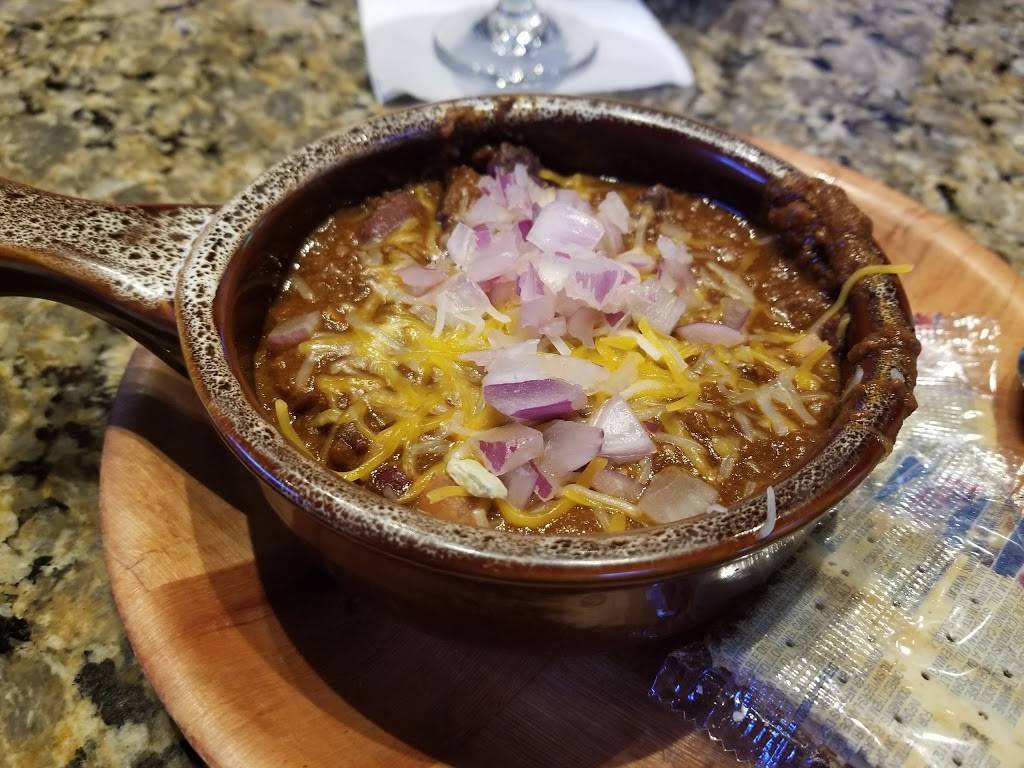 The WingHouse of Tampa Stadium | restaurant | 3712 W Columbus Dr, Tampa, FL 33607, USA | 8135758734 OR +1 813-575-8734