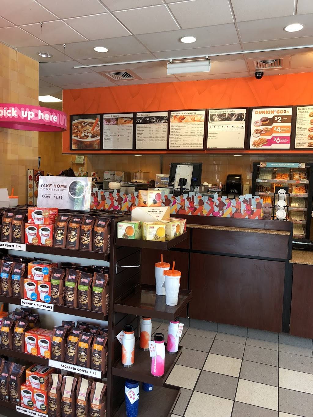 Dunkin | cafe | 369 E Main St, Thomaston, CT 06787, USA | 8602836763 OR +1 860-283-6763