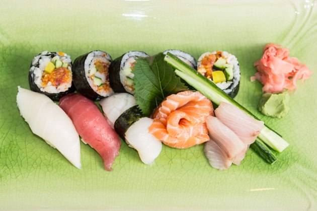 Enzo Sushi | restaurant | 150 Boulevard René-Lévesque E #130, Québec, QC G1R 2V6, Canada | 4186491688 OR +1 418-649-1688