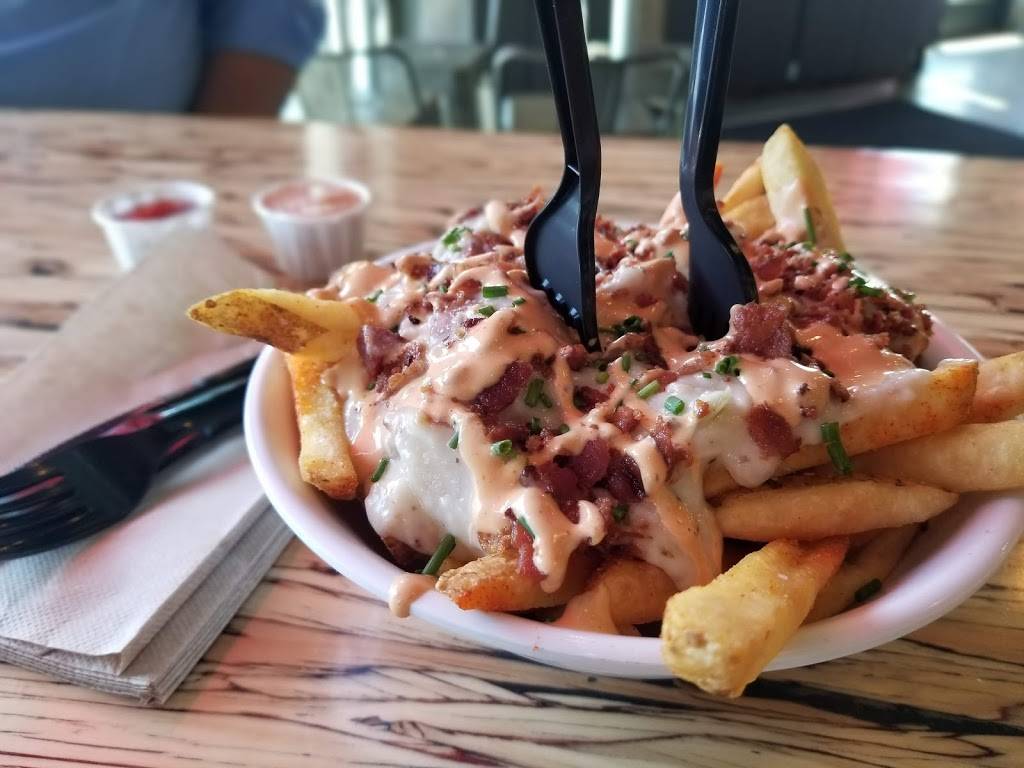 Slapfish | restaurant | 254 N University Ave Drive, Farmington, UT 84025, USA | 8014515351 OR +1 801-451-5351