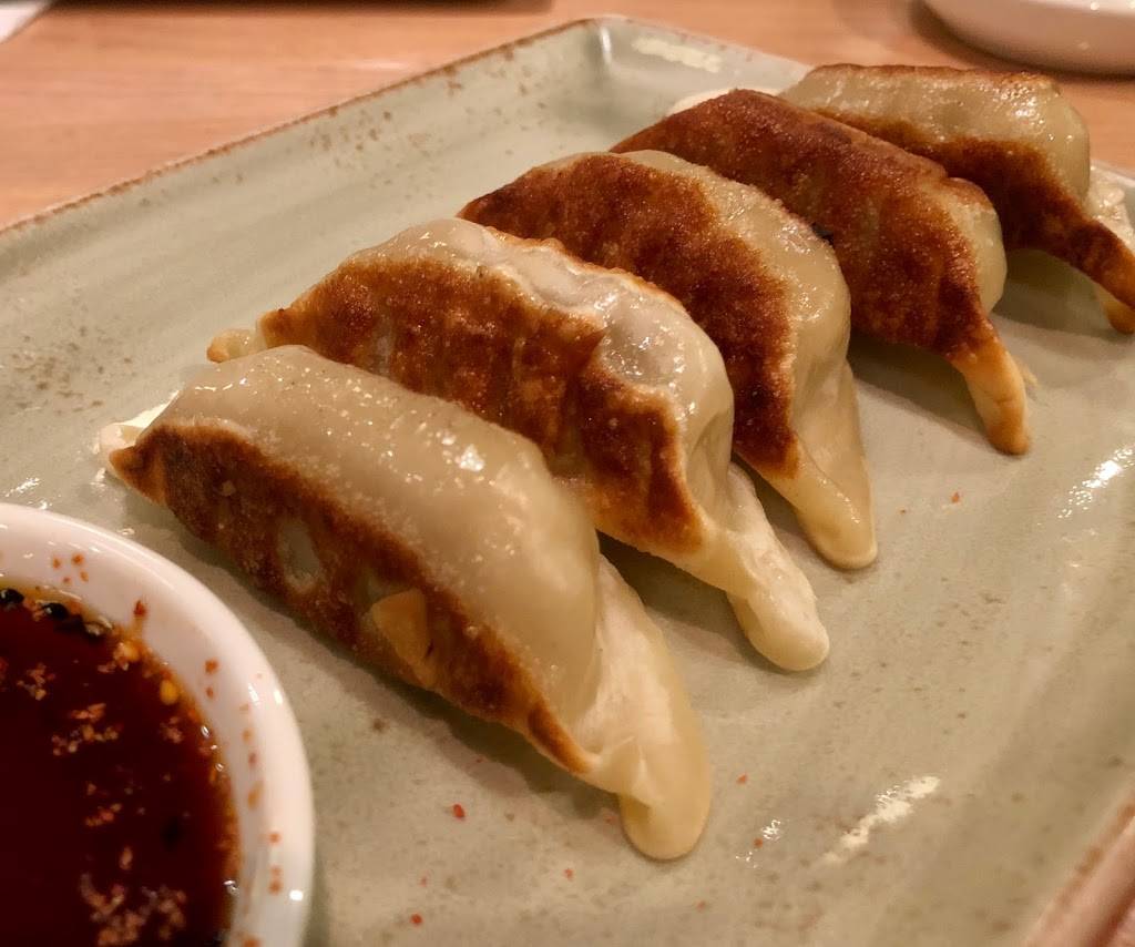 Sushi Zushi | restaurant | 3636 McKinney Ave, Dallas, TX 75204, USA | 2145227253 OR +1 214-522-7253