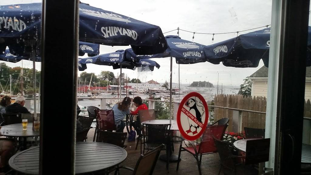 Camden Deli | meal takeaway | 37 Main St, Camden, ME 04843, USA | 2072368343 OR +1 207-236-8343