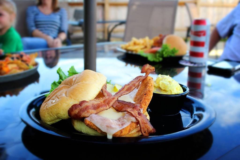 Zsavooz | night club | 206 Brandilynn Blvd, Cedar Falls, IA 50613, USA | 3192663050 OR +1 319-266-3050