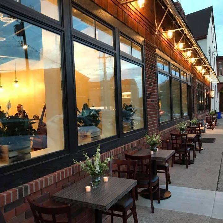 Jules@Market | restaurant | 111 Market St, Bristol, PA 19007, USA | 2154587622 OR +1 215-458-7622