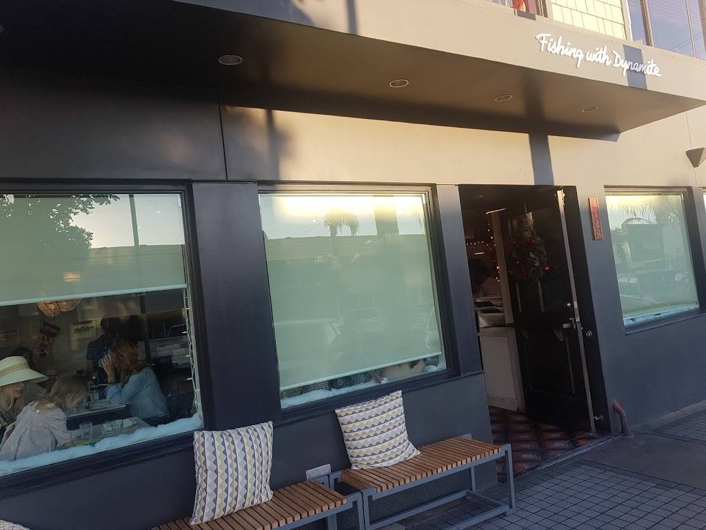 Fishing With Dynamite | restaurant | 1148 Manhattan Ave, Manhattan Beach, CA 90266, USA | 3108936299 OR +1 310-893-6299