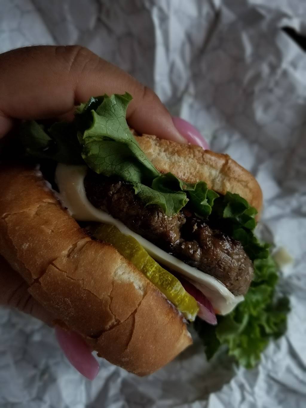 Wild Willys Burgers | restaurant | 765 US-1, York, ME 03909, USA | 2073639924 OR +1 207-363-9924