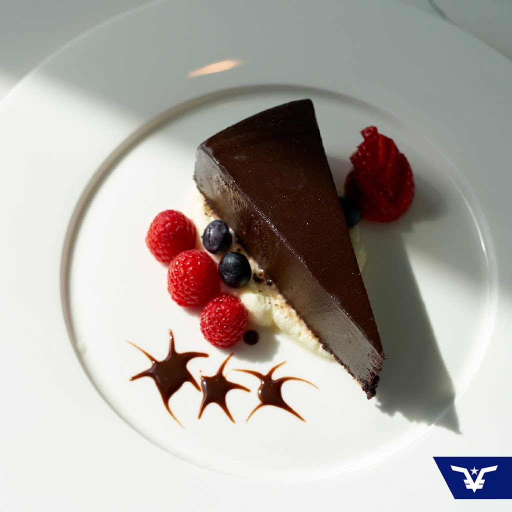 The Pilot House | restaurant | 4909 NW 36th St, Miami Springs, FL 33166, USA | 7864822511 OR +1 786-482-2511