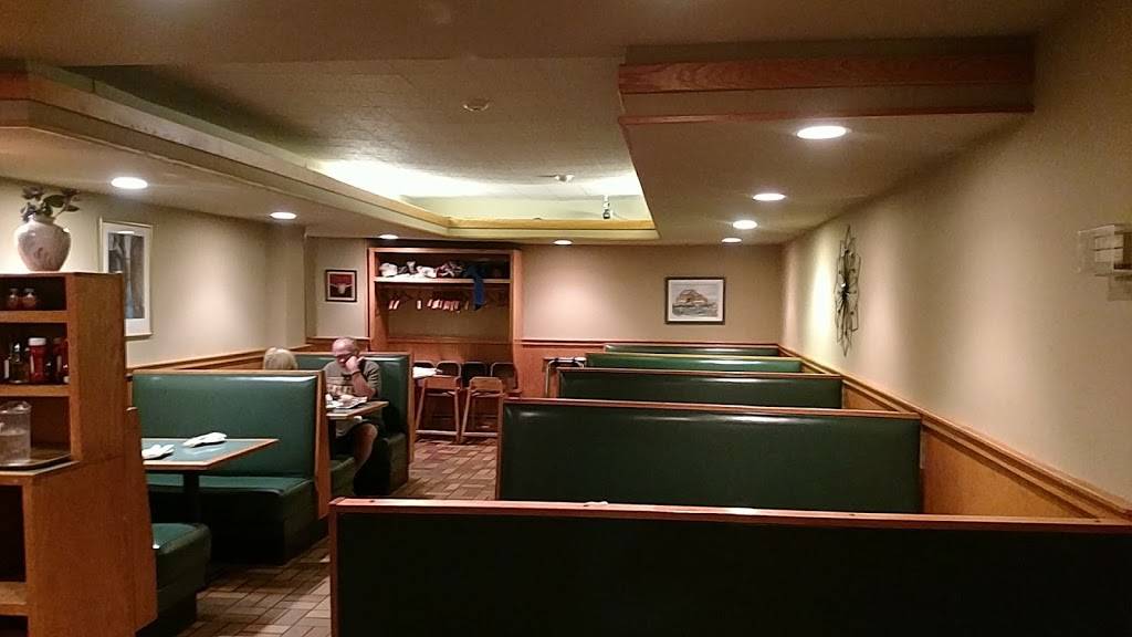 The Venetian Restaurant | restaurant | 909 Broad St, East Weymouth, MA 02189, USA | 7813374363 OR +1 781-337-4363