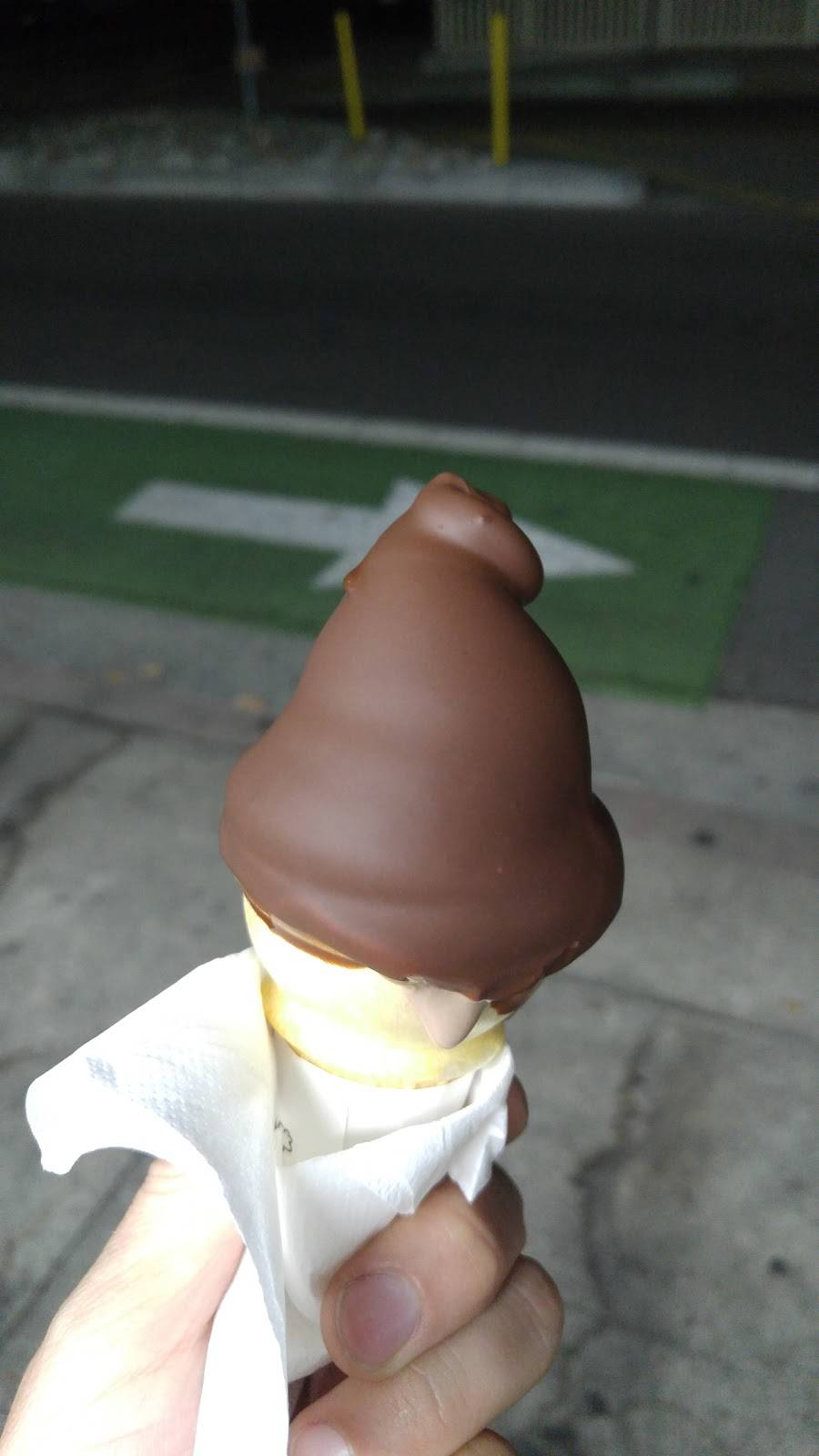 Fosters Freeze | restaurant | 229 Laurel St, Santa Cruz, CA 95062, USA | 8314262311 OR +1 831-426-2311