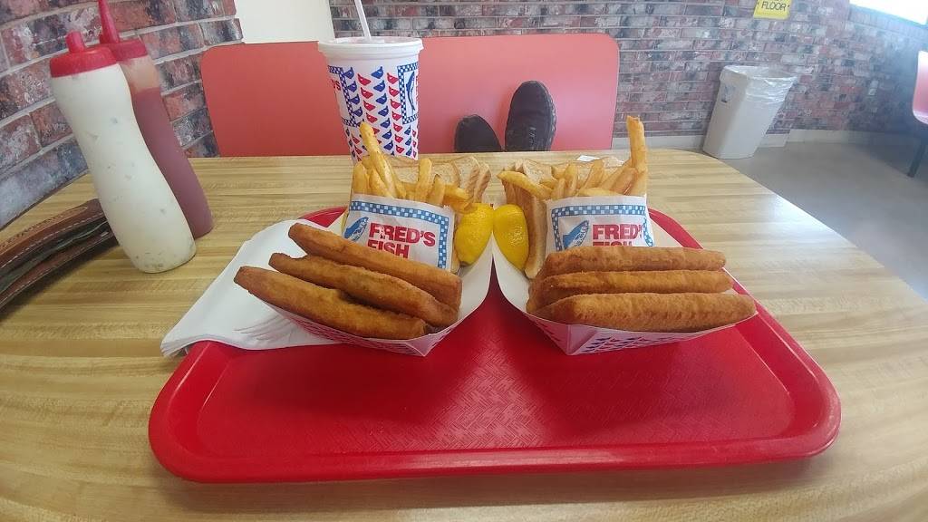 Freds Fish Fry | restaurant | 3303 Blanco Rd, San Antonio, TX 78212, USA | 2107323901 OR +1 210-732-3901