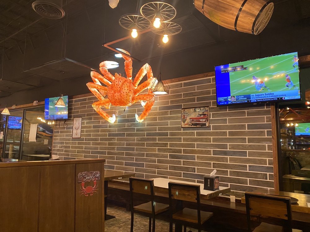 The Juicy Crab | restaurant | 1715 Howell Mill Rd NW, Atlanta, GA 30318, USA | 6787124231 OR +1 678-712-4231