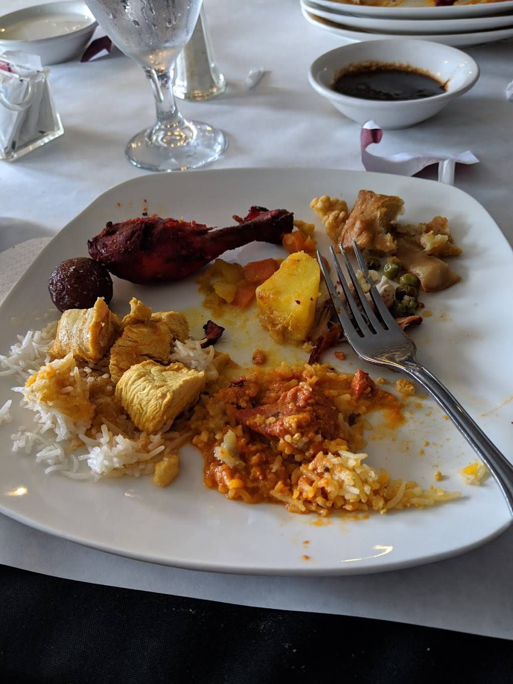 Indias Kitchen | restaurant | 2912 N Martin Luther King Jr Dr, Decatur, IL 62526, USA | 2177065111 OR +1 217-706-5111