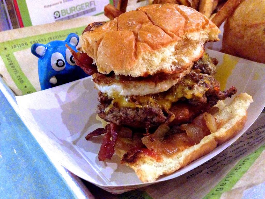 BurgerFi | restaurant | 8504 Fenton St, Silver Spring, MD 20910, USA | 3015652100 OR +1 301-565-2100