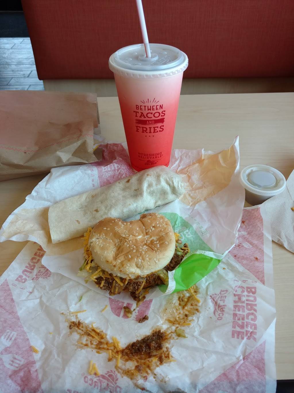 Del Taco | restaurant | 50680 Gratiot Ave, New Baltimore, MI 48051, USA | 5866481636 OR +1 586-648-1636