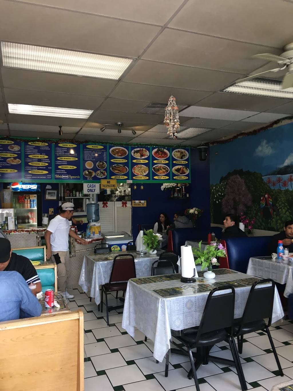 Silvias Pupuseria - Salvadorian Food | restaurant | 916 E 8th St, National City, CA 91950, USA | 6195342037 OR +1 619-534-2037