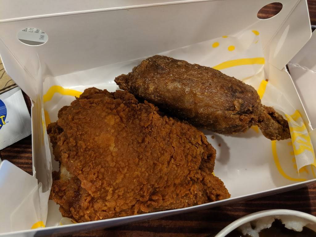 TKK Fried Chicken 頂呱呱 x Kung Fu Tea | meal takeaway | 1 Beale St, Quincy, MA 02170, USA | 6174810785 OR +1 617-481-0785