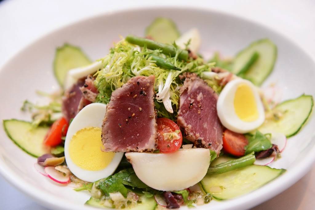 Luxbar | restaurant | 18 E Bellevue Pl, Chicago, IL 60611, USA | 3126423400 OR +1 312-642-3400