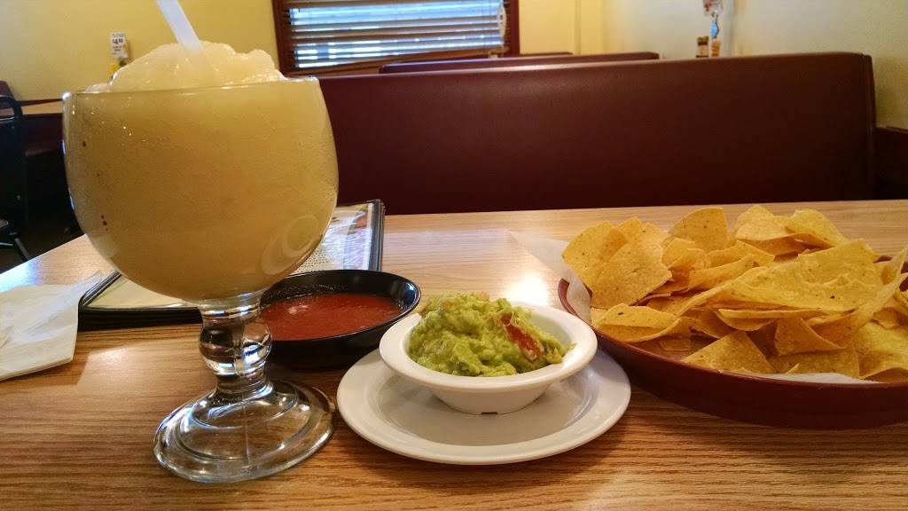 El Toro Of St. Joseph | restaurant | 221 E Lincoln St, St Joseph, IL 61873, USA | 2174697288 OR +1 217-469-7288