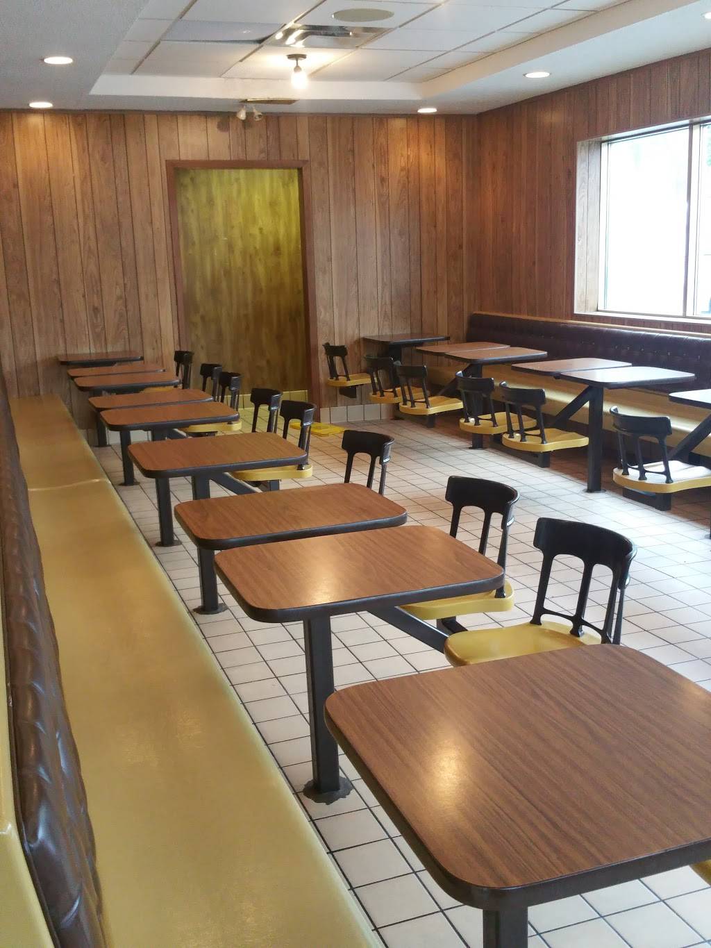 KFC | meal delivery | 623 Niagara St, Welland, ON L3C 1L9, Canada | 9057347796 OR +1 905-734-7796