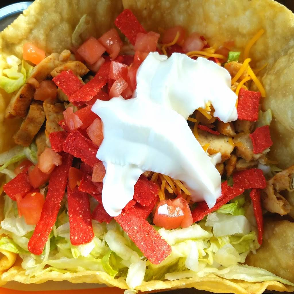 Taco Bell | meal takeaway | 7715 150th St W, Apple Valley, MN 55124, USA | 9529534553 OR +1 952-953-4553