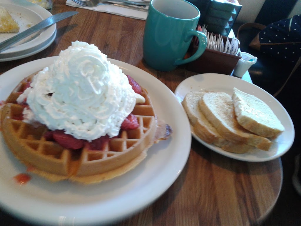 Waffle Shop | restaurant | 1601 W Main St, Turlock, CA 95380, USA | 2096328880 OR +1 209-632-8880