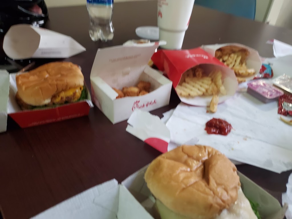 Chick-fil-A | restaurant | 885 SW 109th Ave PG-5/Retail, Miami, FL 33199, USA | 3053487797 OR +1 305-348-7797