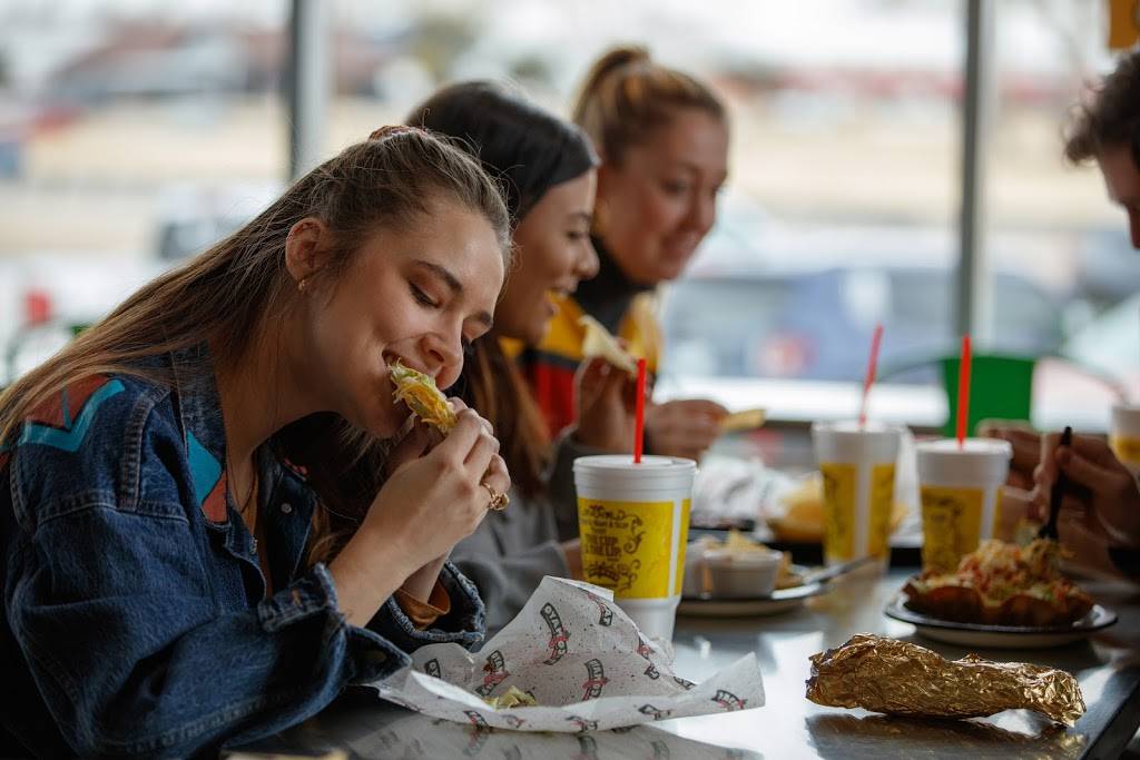 Taco Mayo | restaurant | 1204 SE 44th St, Oklahoma City, OK 73129, USA | 4056726070 OR +1 405-672-6070