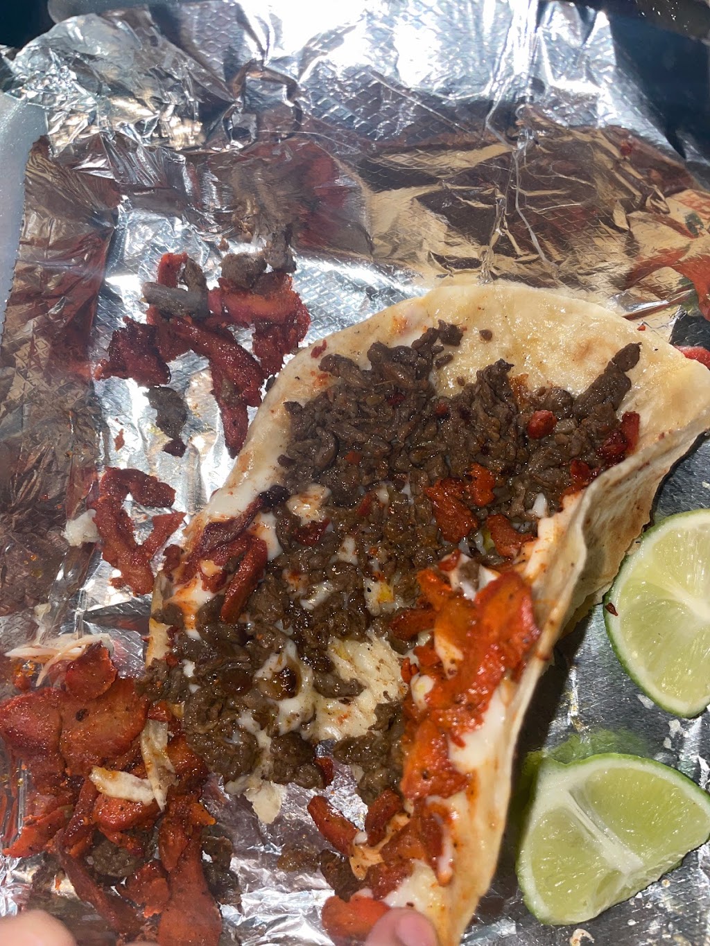 Tacos Los Mamones | restaurant | 3310 N Main St, Fort Worth, TX 76106, USA | 6824049775 OR +1 682-404-9775