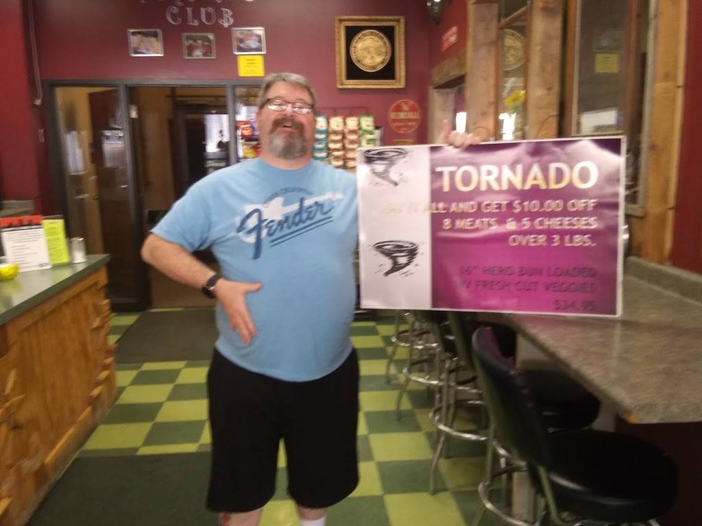 Dannys Downtown Deli | meal takeaway | 941 O St, Lincoln, NE 68508, USA | 4024389410 OR +1 402-438-9410