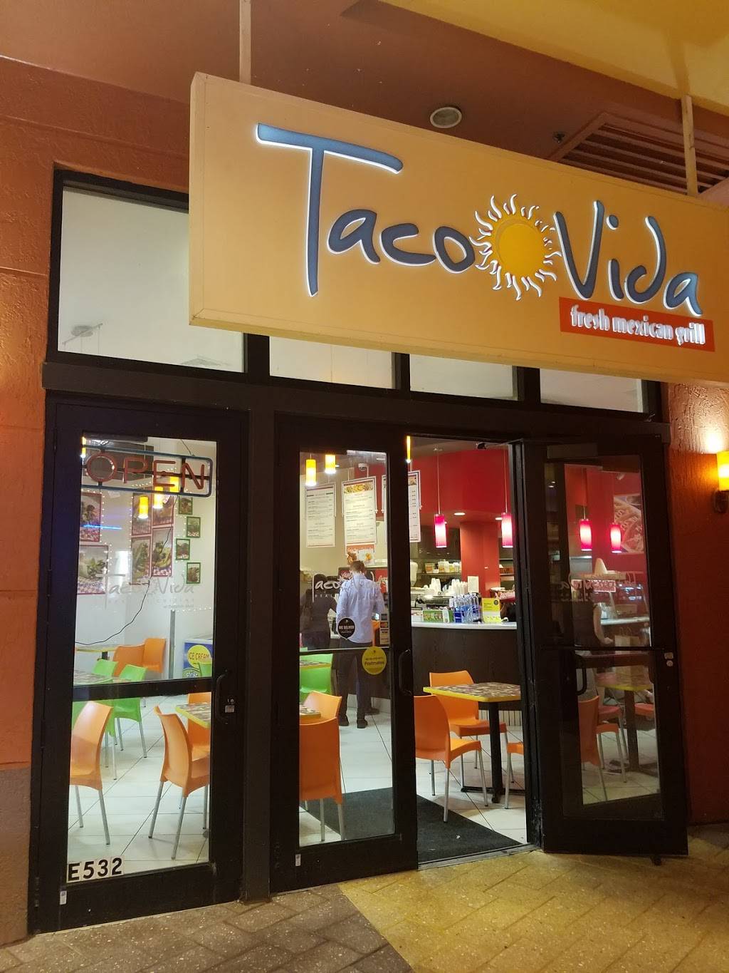 Taco Vida | restaurant | 11401 NW 12th St, Miami, FL 33172, USA | 3055993359 OR +1 305-599-3359