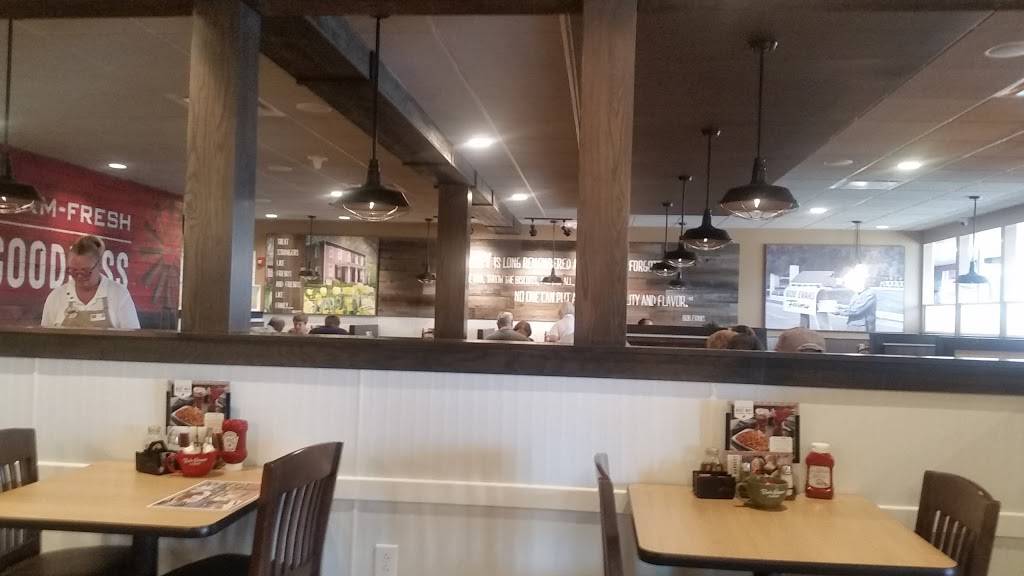 Bob Evans | restaurant | Inside Travel America, 10679 Lancaster Rd, Hebron, OH 43025, USA | 7404672288 OR +1 740-467-2288