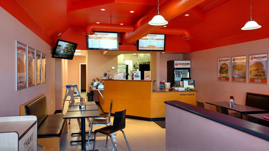 YummY Real Burger | restaurant | 13207 Lundys Ln, Niagara Falls, ON L2E 6S4, Canada | 9052276006 OR +1 905-227-6006