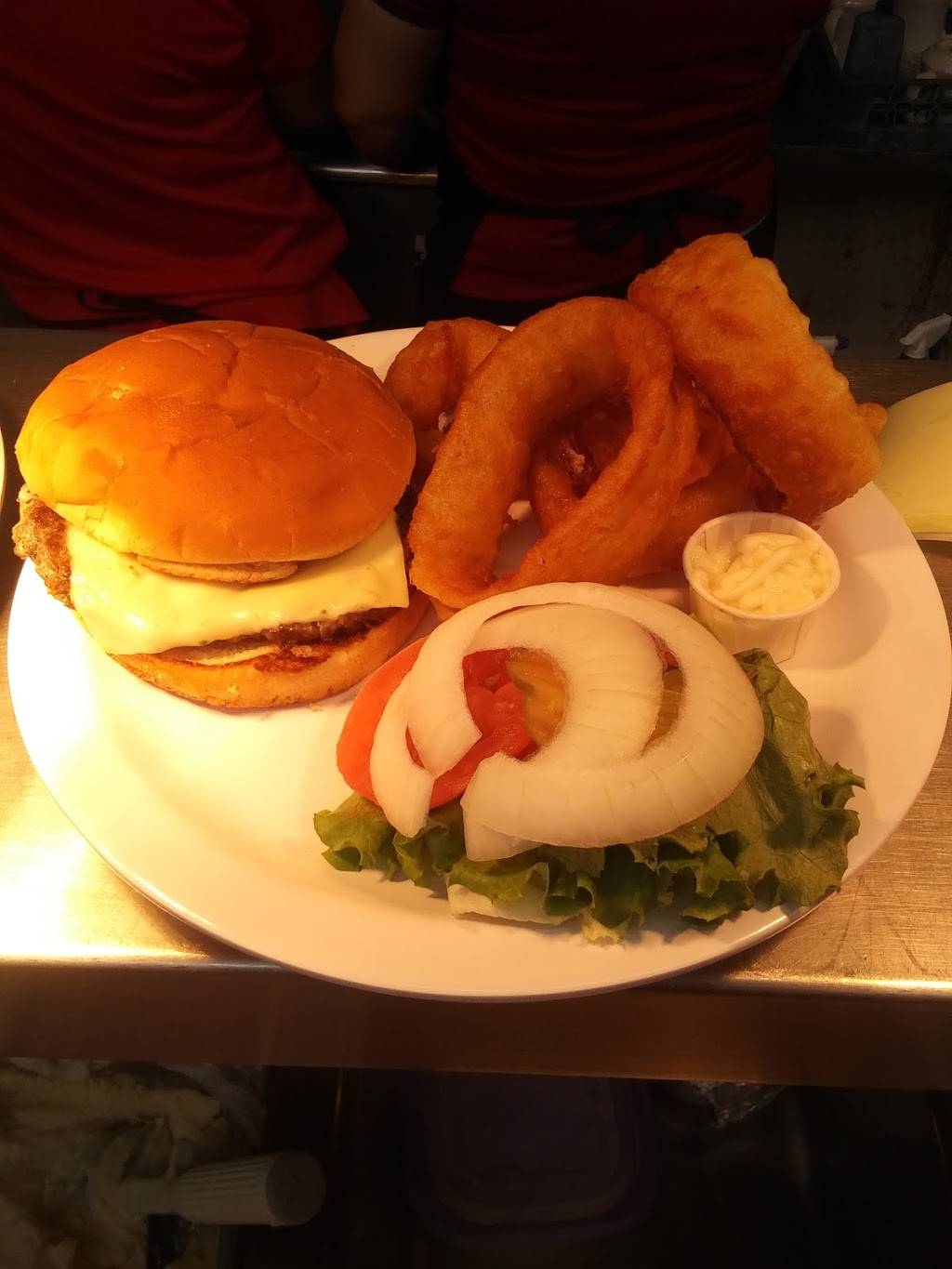 Fried Pie Co & Restaurant | restaurant | 202 W Main St, Gainesville, TX 76240, USA | 9406657641 OR +1 940-665-7641