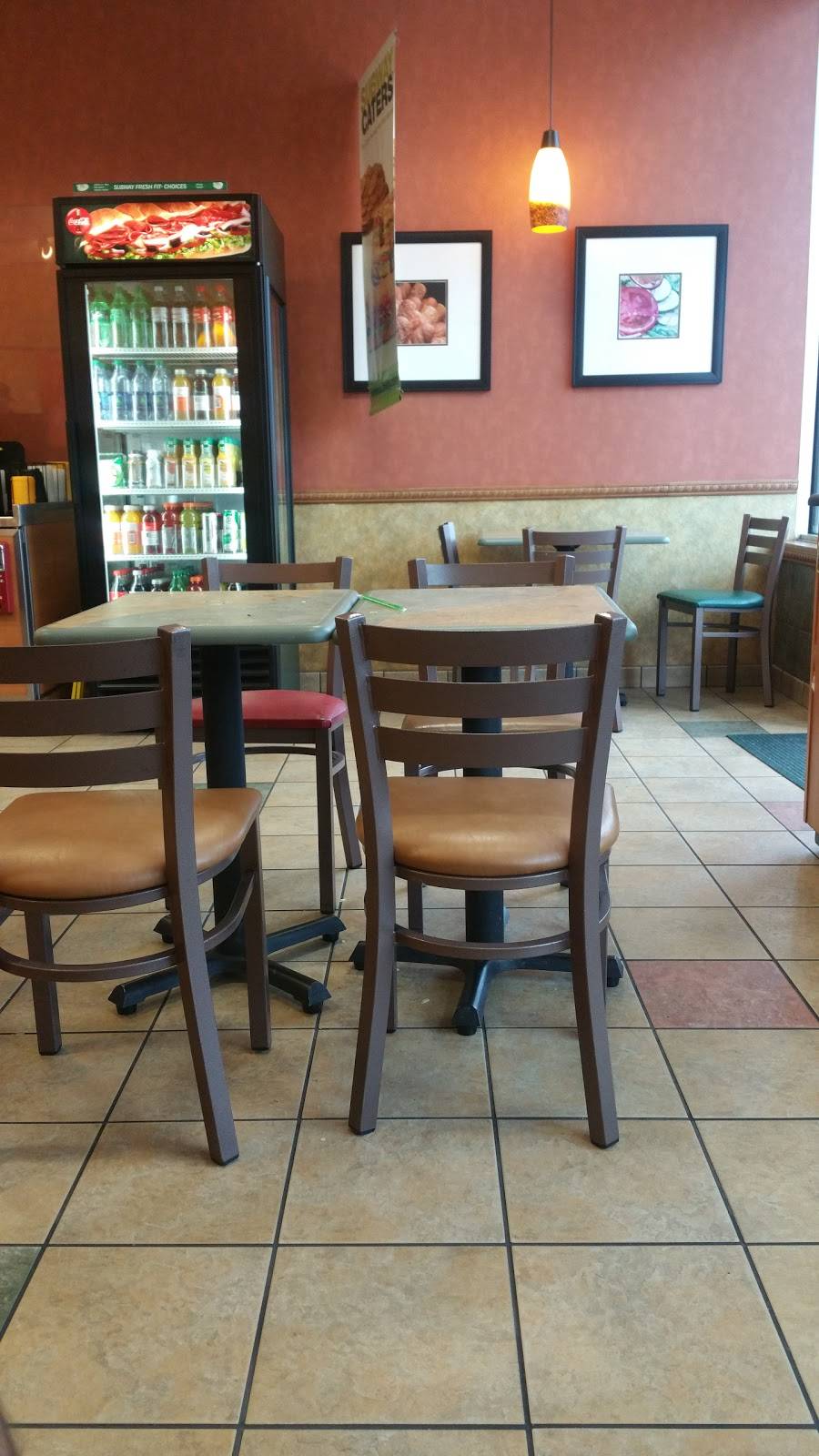 Subway Restaurants | restaurant | 1515 N Cockrell Hill Rd, The Shops at, Pinnacle Park Blvd Suite A114, Dallas, TX 75211, USA | 2143313300 OR +1 214-331-3300