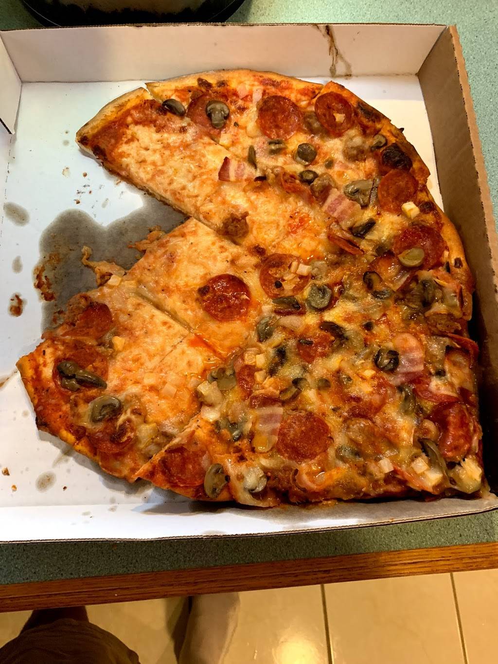 Annas Pizzeria | restaurant | 1609 W Main St, Sun Prairie, WI 53590, USA | 6088252660 OR +1 608-825-2660