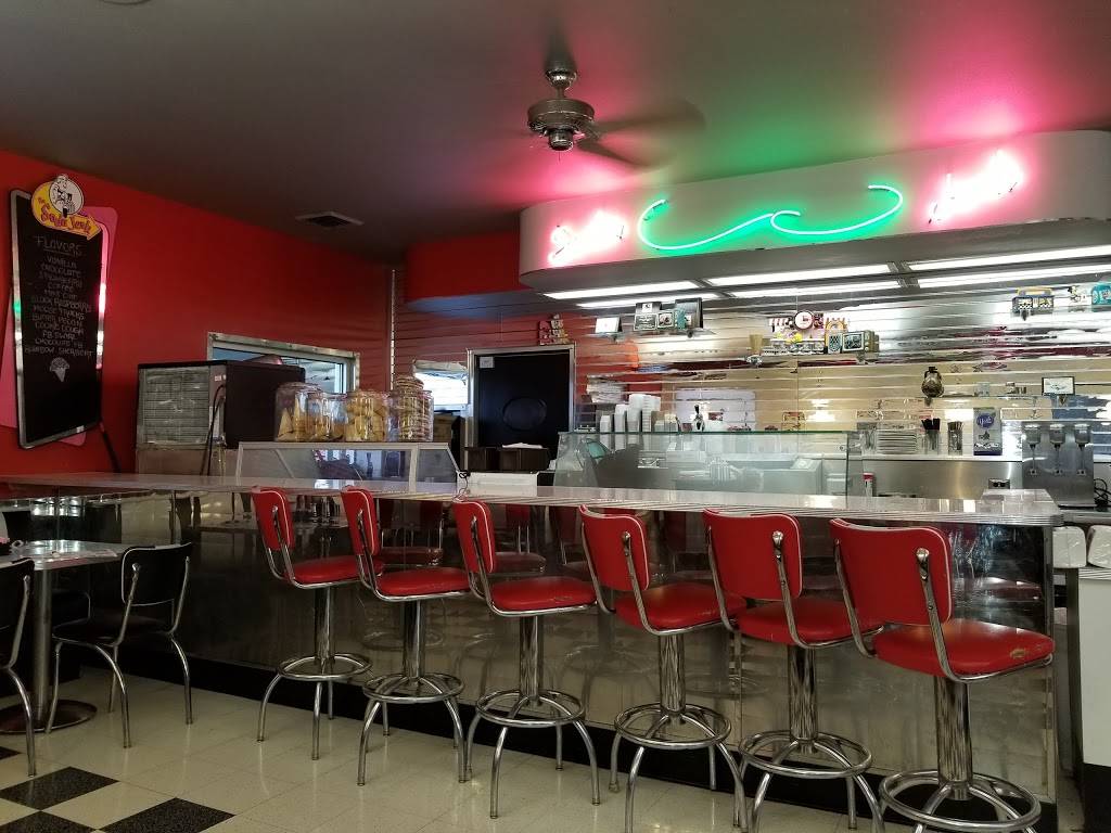 Soda Jerk Diner & Dairy Bar | cafe | 403 E Main St, Hummelstown, PA 17036, USA | 7175667707 OR +1 717-566-7707