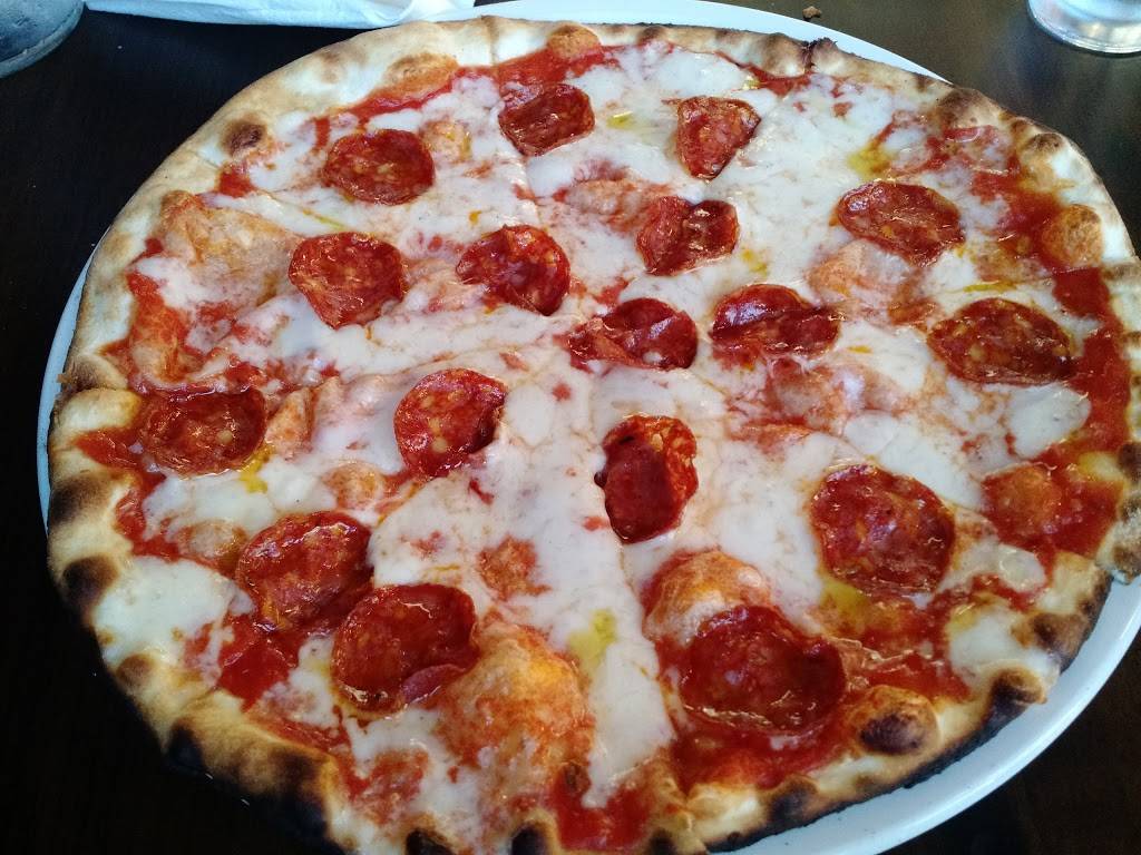 Pizzeria Il Forno | restaurant | 1474 Barclay Pointe Blvd St, #201, Wilmington, NC 28412, USA | 9107651226 OR +1 910-765-1226