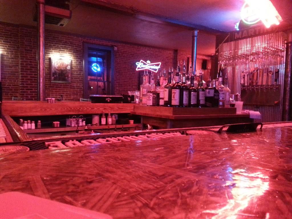 Nadines | restaurant | 1931 S 12th St, St. Louis, MO 63104, USA | 3144363045 OR +1 314-436-3045