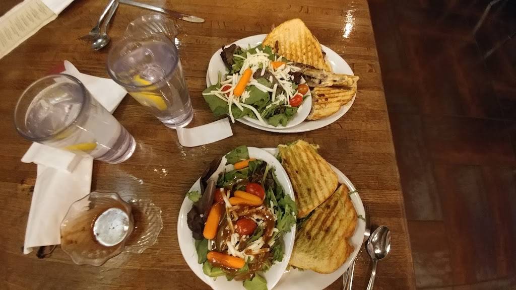 Tap On The Rocks | restaurant | 408 Bear Creek Ave, Morrison, CO 80465, USA | 7202165613 OR +1 720-216-5613