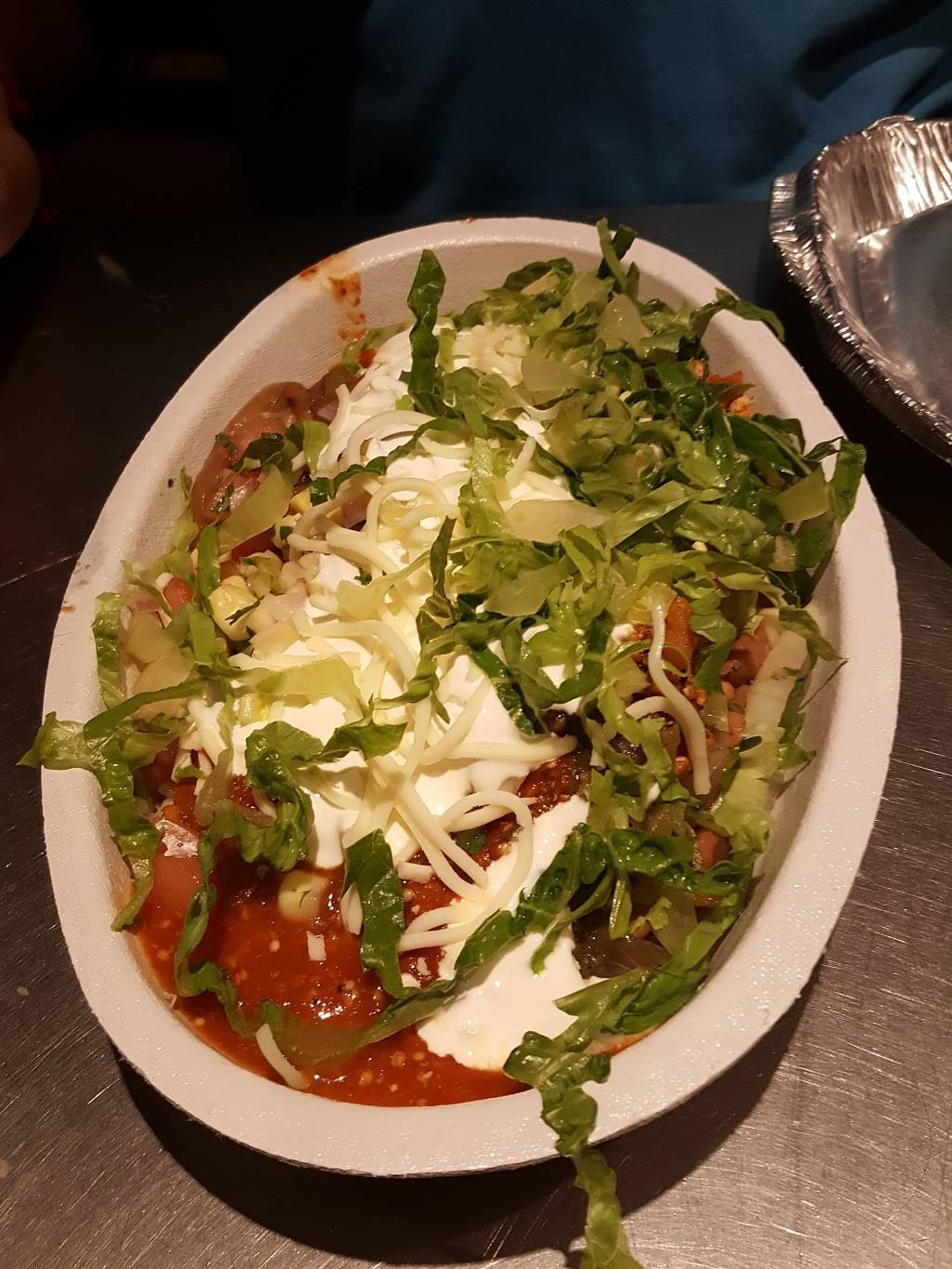 Chipotle Mexican Grill | restaurant | 528 E Green St Ste 101, Champaign, IL 61820, USA | 2173440466 OR +1 217-344-0466